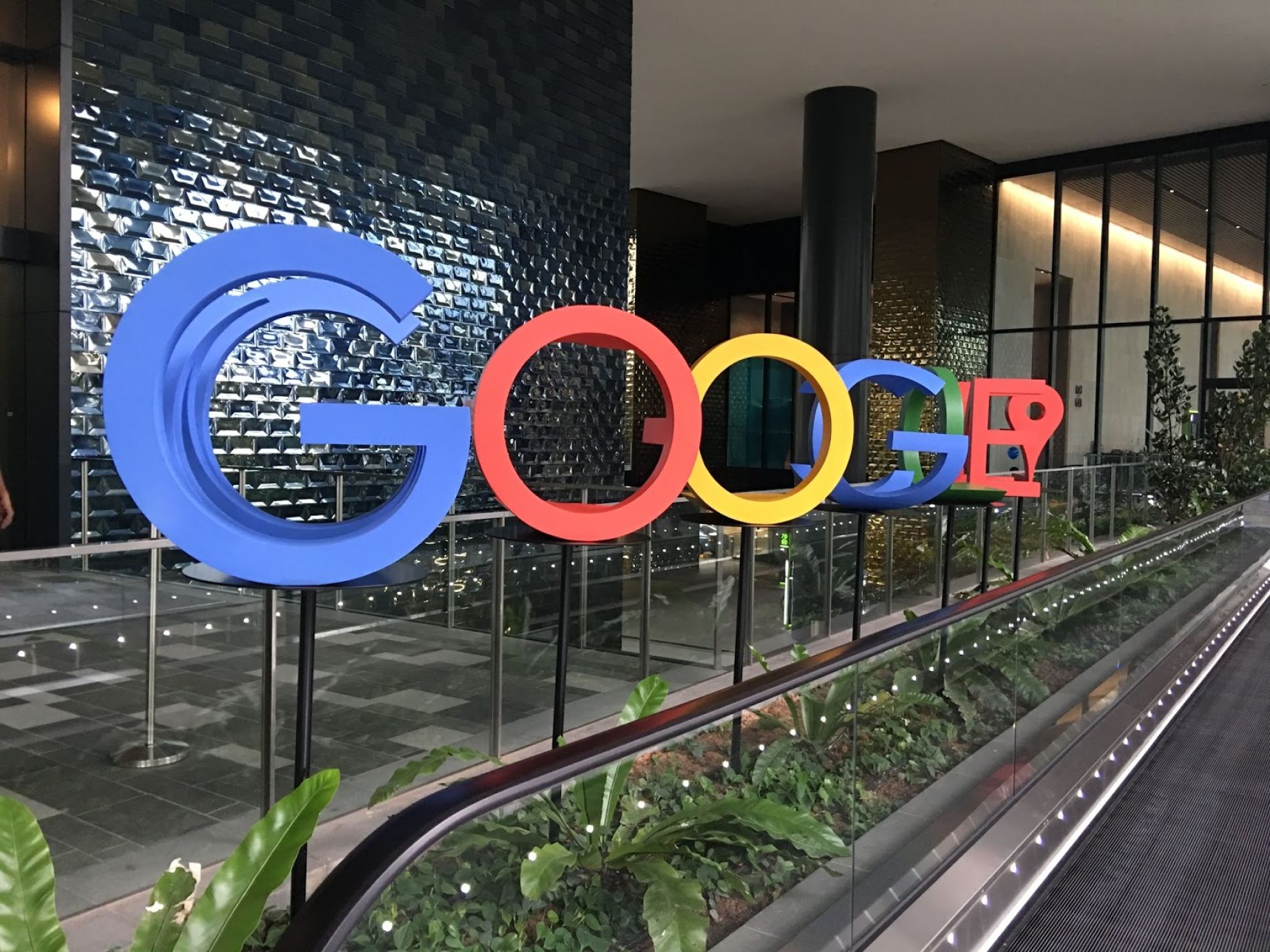 Google sf. Гугл. Компания гугл. Google фото. Логотип компании гугл.