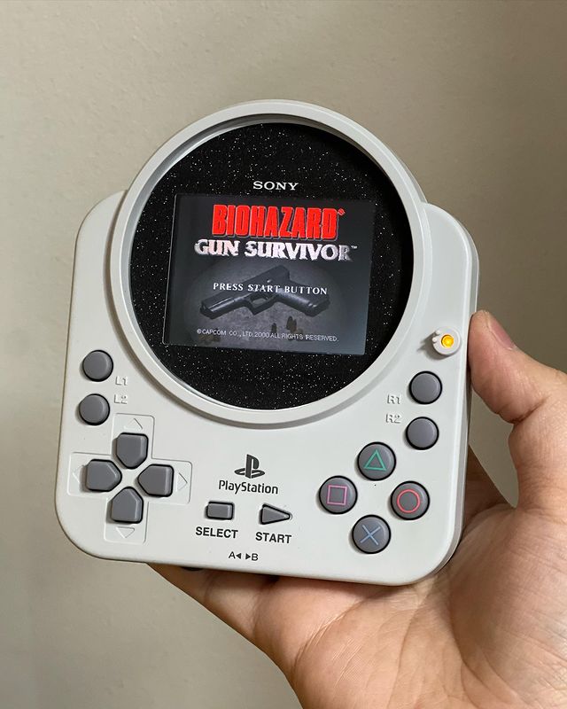 Modder Created PlayStation Handheld Out of Rare PS1 Controller